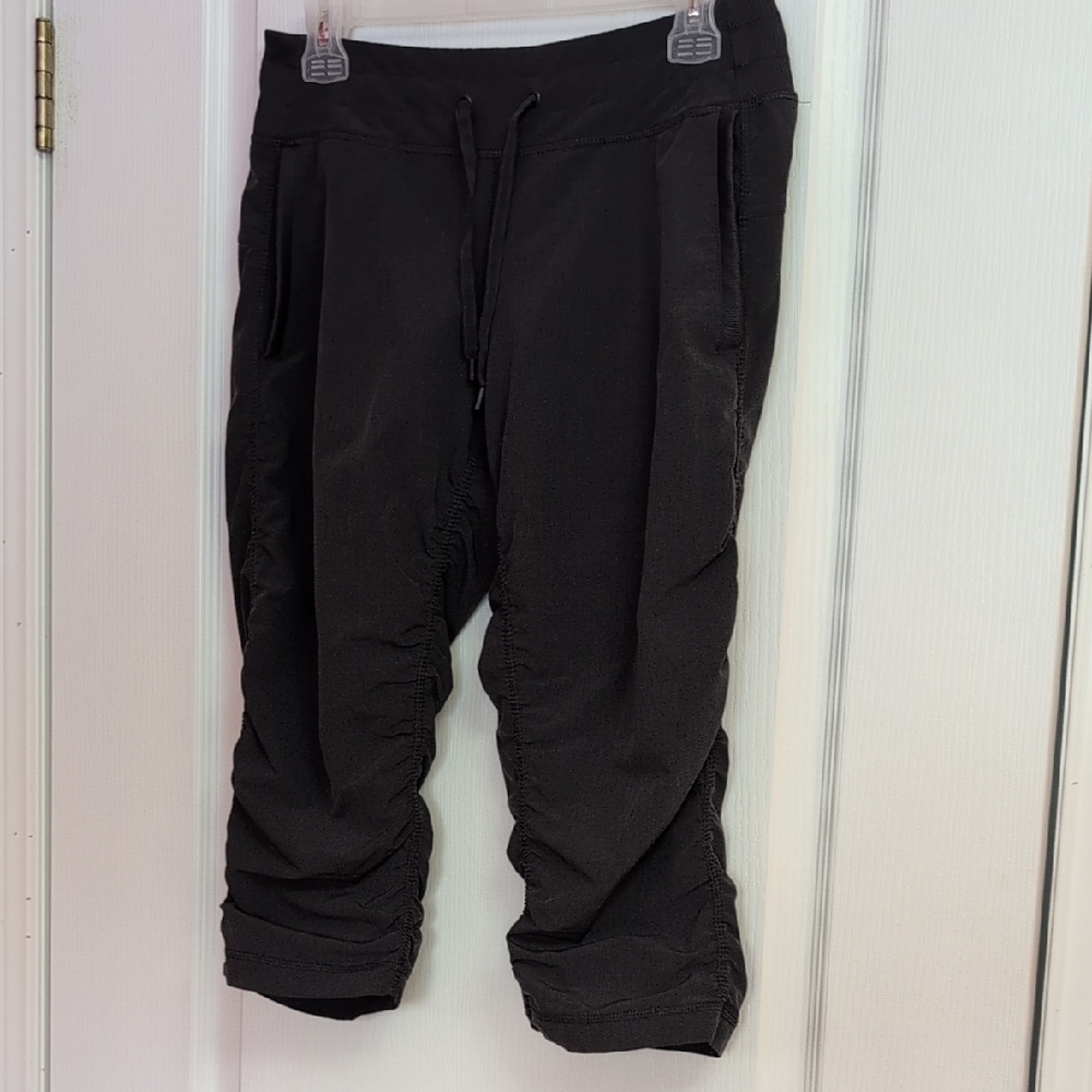 Kirkland Capris